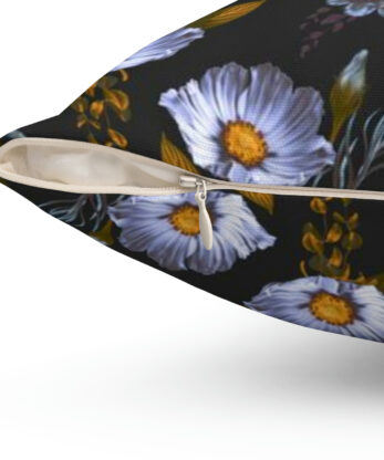 Alternative view of Midnight Bloom